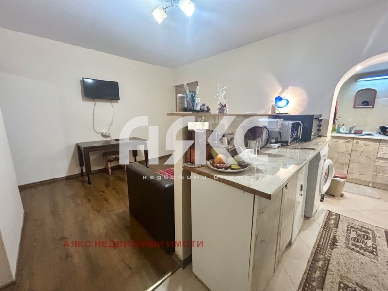 Продава 2-СТАЕН, гр. София, Толстой, снимка 4 - Апартаменти - 53131509