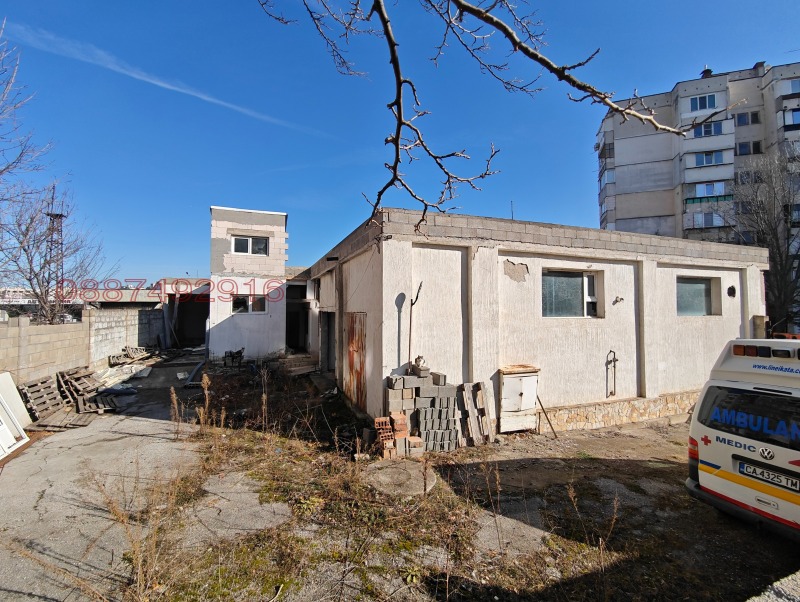 Til salgs  Butikk Montana , Mladost 1 , 225 kvm | 67152288 - bilde [4]