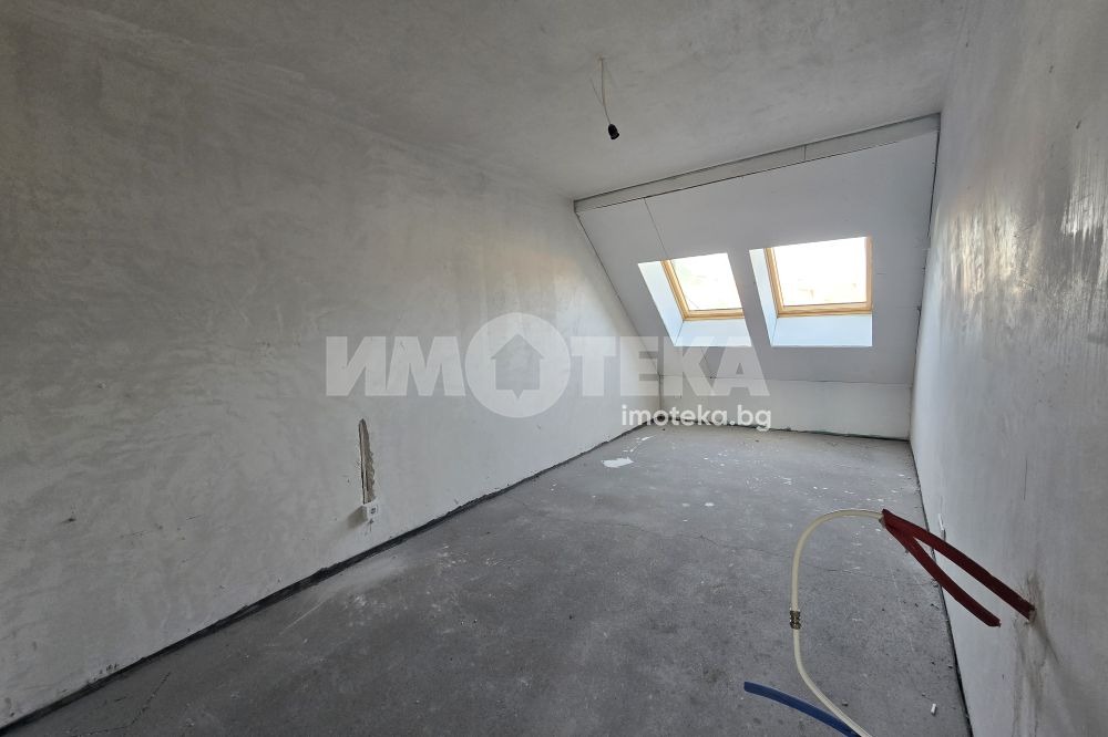 Продава 3-СТАЕН, гр. София, Лагера, снимка 4 - Апартаменти - 56460317