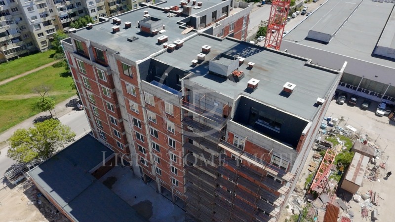 Eladó  2 hálószobás Plovdiv , Trakija , 110 négyzetméter | 15308362