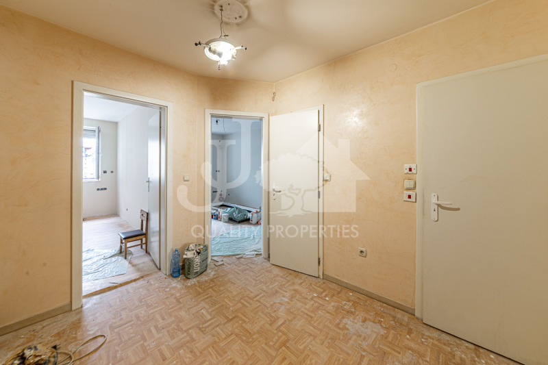 Продаја  2 спаваће собе Софија , Гео Милев , 100 м2 | 54843114 - слика [5]