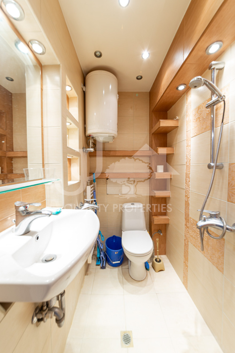 Продаја  2 спаваће собе Софија , Гео Милев , 100 м2 | 54843114 - слика [8]