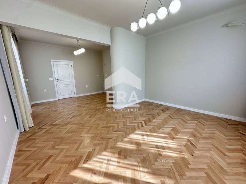 Продава 3-СТАЕН, гр. Велико Търново, Център, снимка 3 - Апартаменти - 54455221