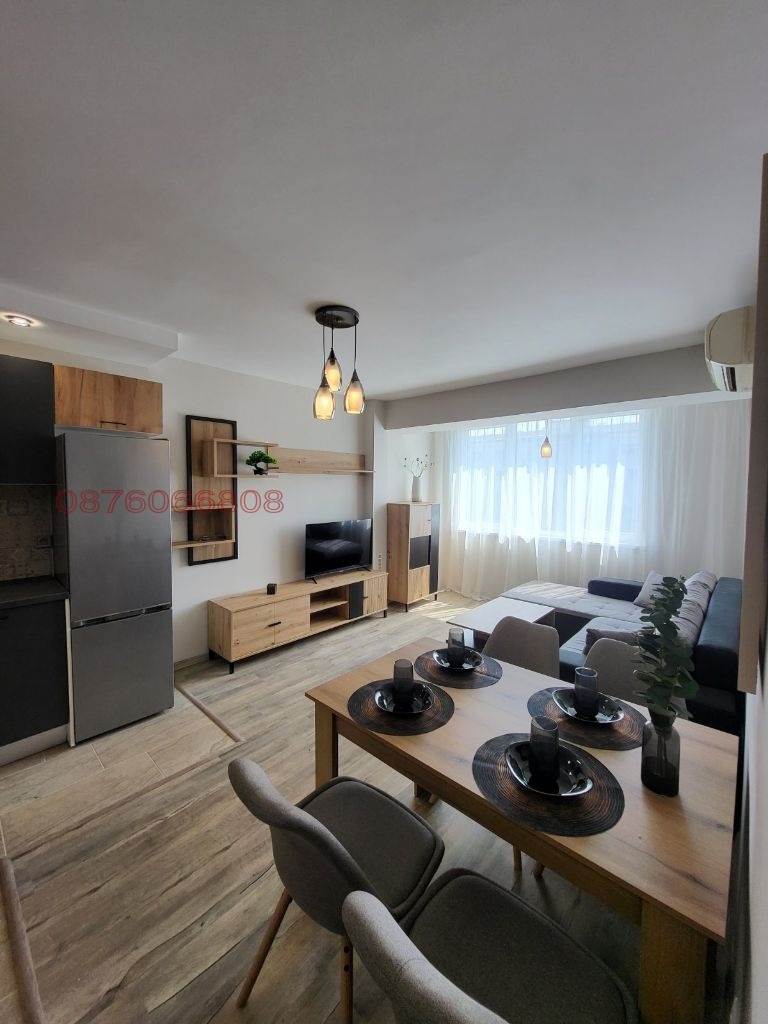 Продава 3-СТАЕН, гр. Бургас, Славейков, снимка 3 - Апартаменти - 54538754