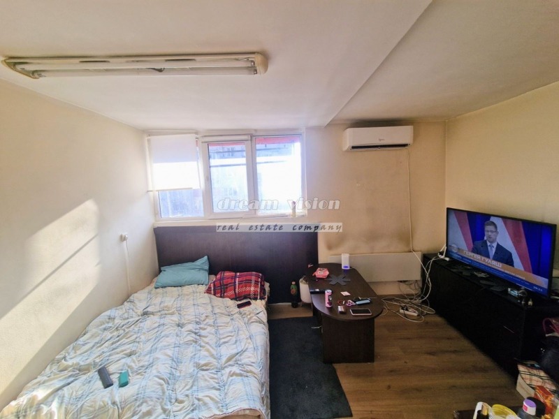 Продава 4-СТАЕН, гр. София, Редута