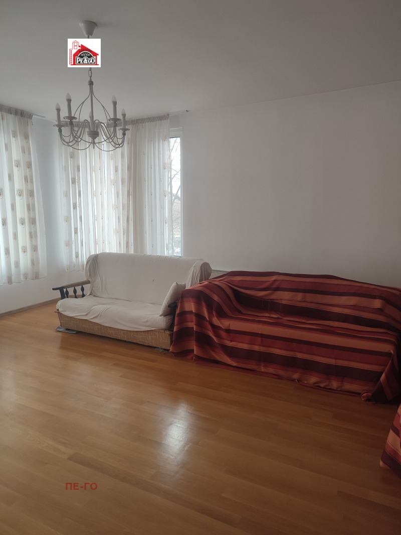 Продава 4-СТАЕН в град Пазарджик, Руски - 162 кв.м / 173 000 € » 338 358.59 лв., ПЕ-ГО