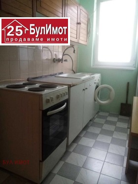 1 chambre Trochevo, Varna 6