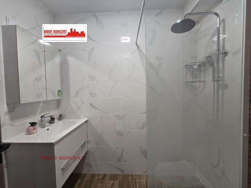 Продава  2-стаен град Пловдив , Остромила , 68 кв.м | 70206880 - изображение [8]
