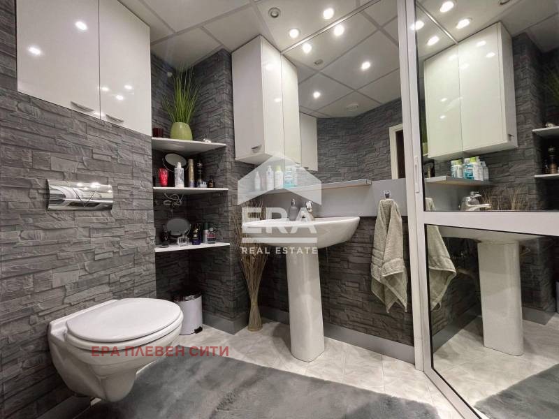 Продава 2-СТАЕН, гр. Плевен, Идеален център, снимка 3 - Апартаменти - 53015936