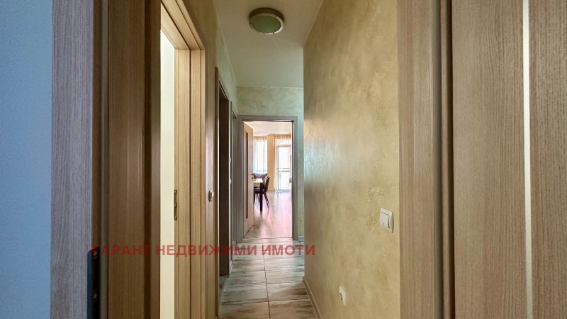 Продаја  2 спаваће собе Габрово , Центар , 82 м2 | 88884430 - слика [8]