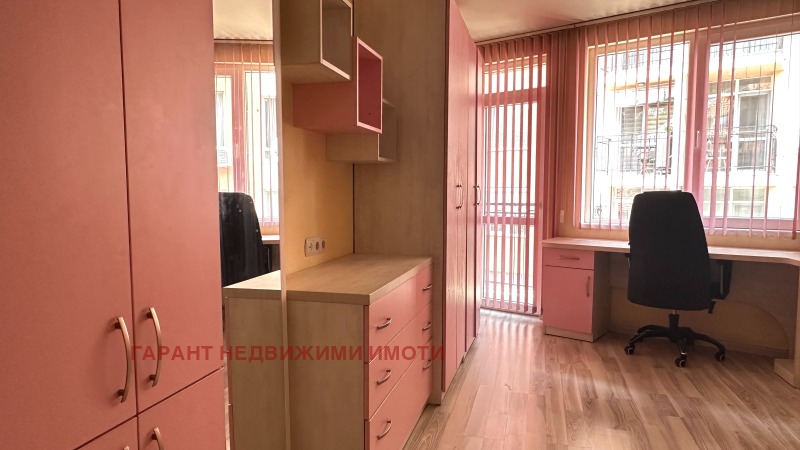 Продаја  2 спаваће собе Габрово , Центар , 82 м2 | 88884430 - слика [13]