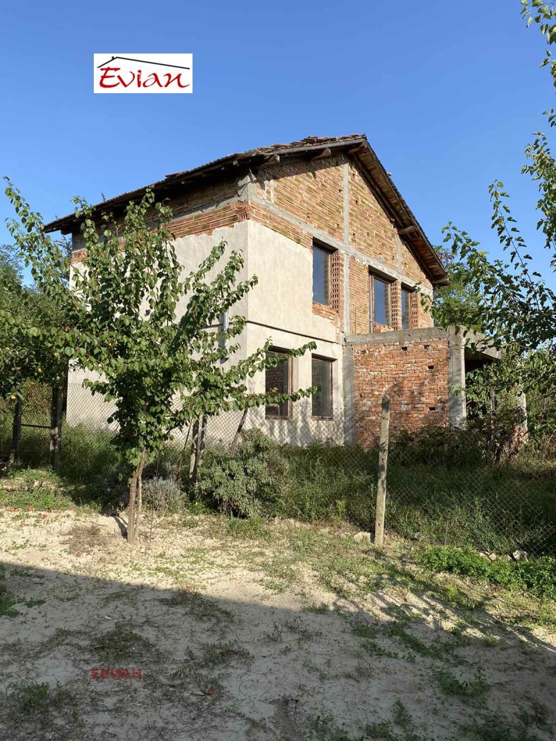 Продава  Къща, област Русе, с. Табачка • 35 000 EUR • ID 81769593 — holmes.bg - [1] 