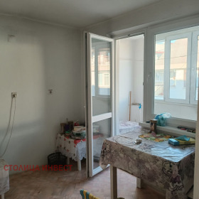 2 bedroom Yalta, Ruse 4