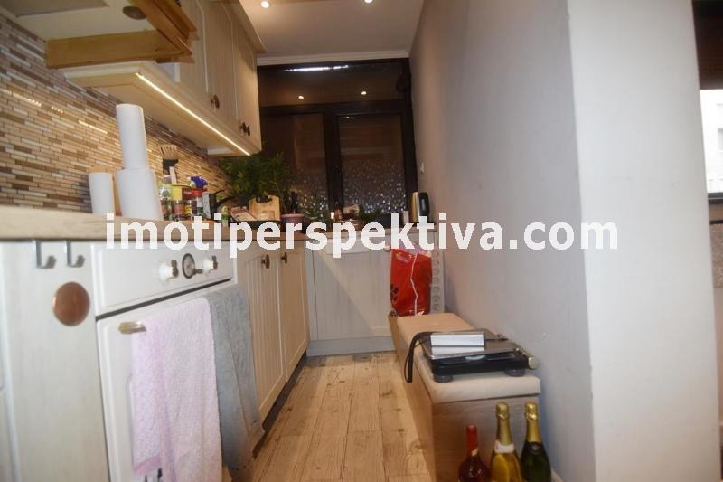 Продава 3-СТАЕН, гр. Пловдив, Център, снимка 6 - Апартаменти - 53074583