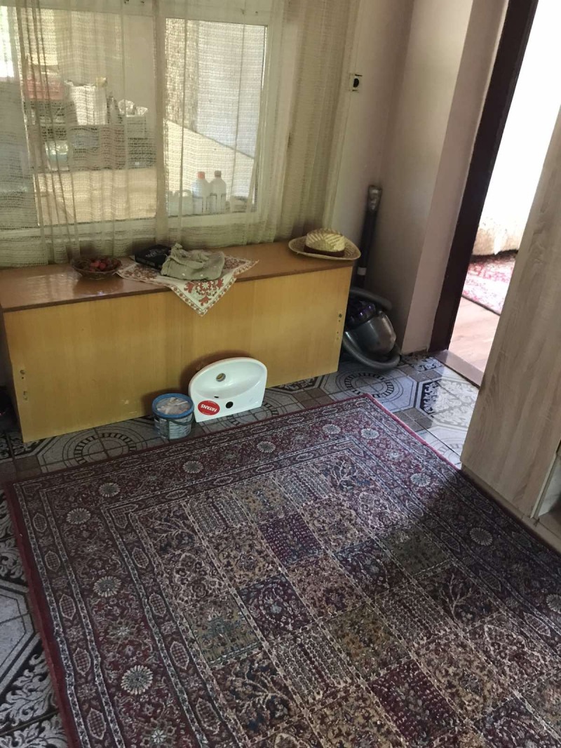 Till salu  Hus region Razgrad , Kara Mihal , 70 kvm | 10504948 - bild [9]