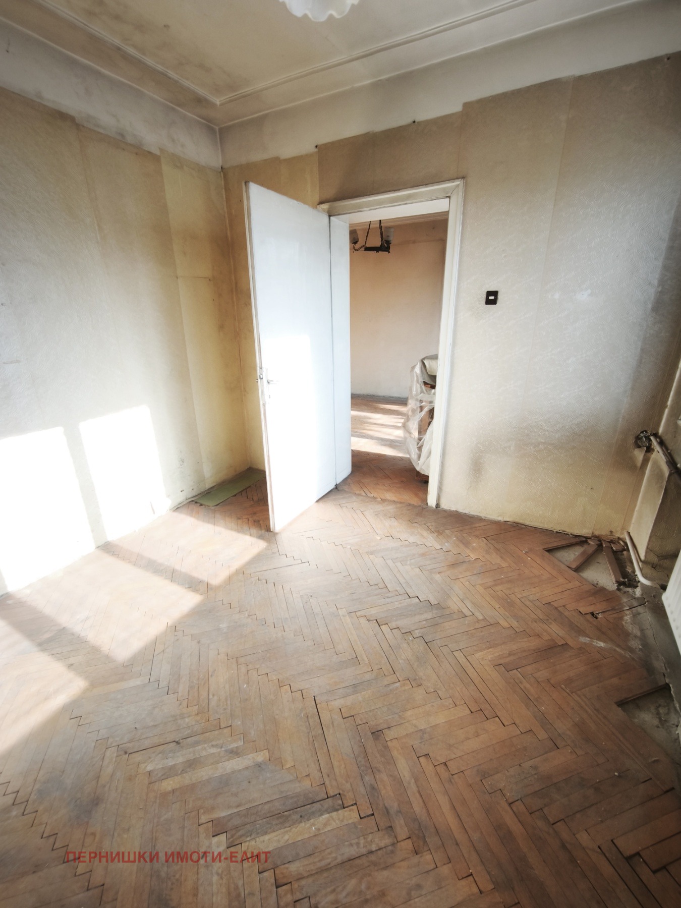 Продава 2-СТАЕН, гр. Перник, Център, снимка 5 - Апартаменти - 55700295