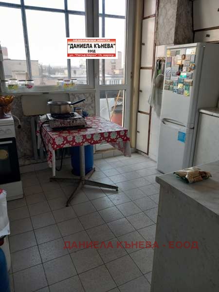 Продава  3-стаен град Русе , Възраждане , 84 кв.м | 44351632 - изображение [3]