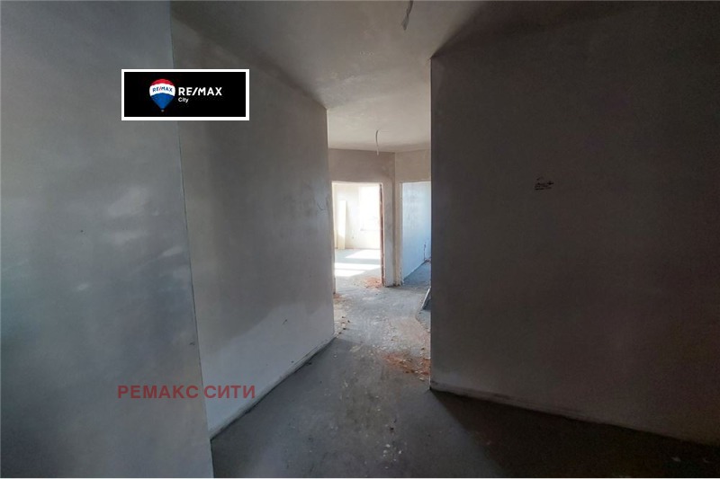 De vânzare  2 dormitoare Sofia , Crâstova vada , 100 mp | 17398186 - imagine [11]