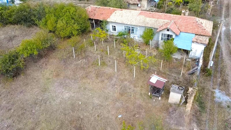 Продава КЪЩА, област Шумен, с. Златар • 35000 лв. / 17895.22 € • 95421427 1