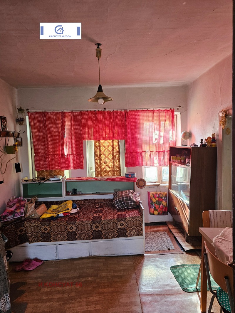 Продава КЪЩА, с. Гостиня, област Ловеч, снимка 16 - Къщи - 52461086