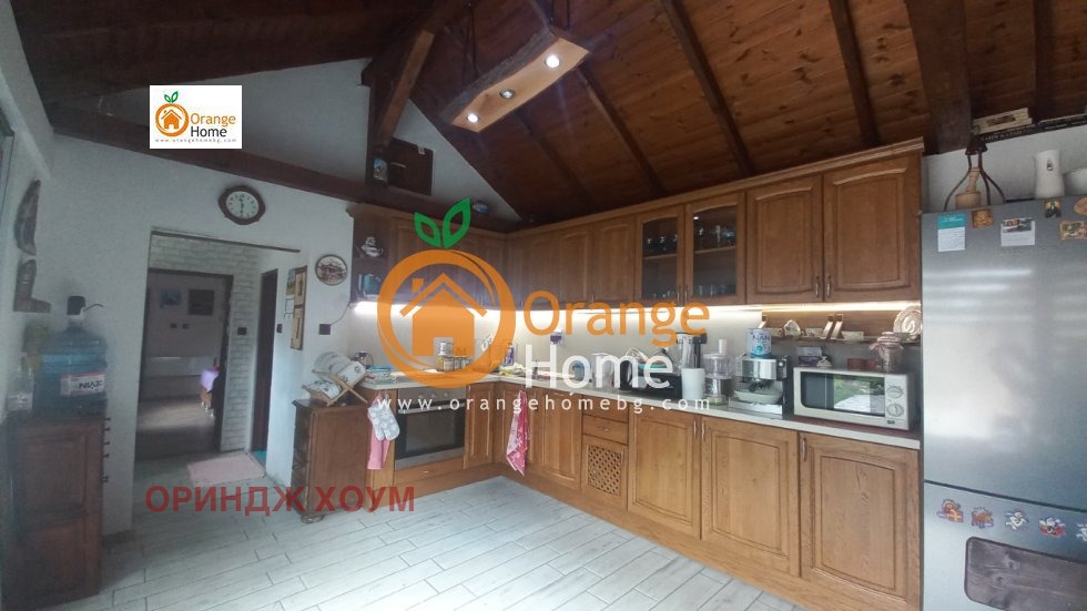 Продава КЪЩА, с. Царевци, област Варна, снимка 6 - Къщи - 54053927