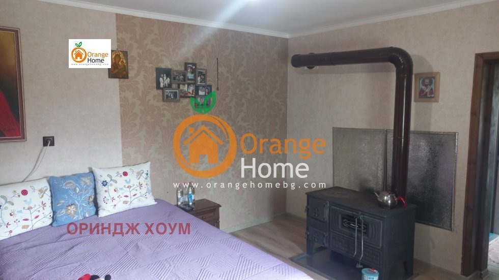 Продава КЪЩА, с. Царевци, област Варна, снимка 9 - Къщи - 54053927