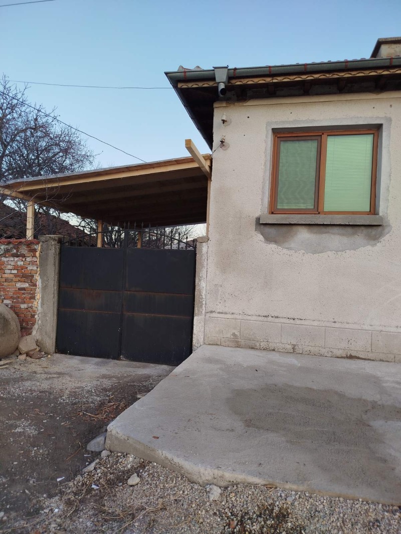 Продава КЪЩА, с. Златовръх, област Пловдив, снимка 10 - Къщи - 52440447