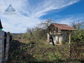 Villa m-t Strazhata, Pleven 1