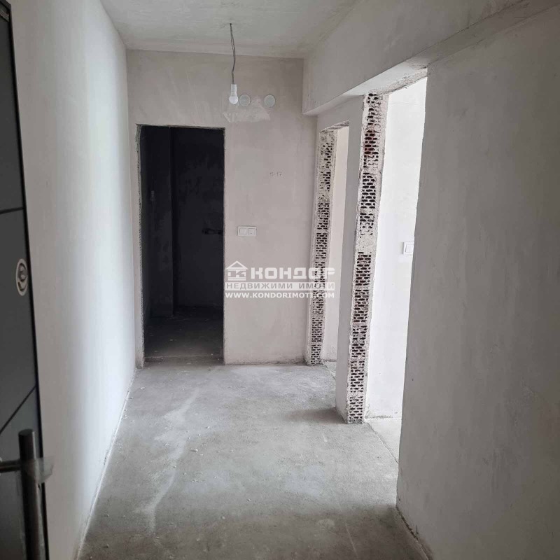 De vânzare  1 dormitor Plovdiv , Țentâr , 69 mp | 39090161 - imagine [5]