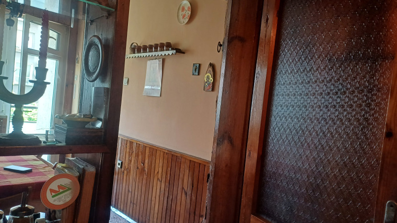 Eladó  2 hálószobás Sofia , Centar , 120 négyzetméter | 29619027 - kép [4]