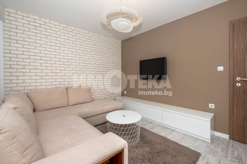 Продава 3-СТАЕН, град Пловдив, Кючук Париж • 197000 € / 385298.51 лв. • 60799496 1