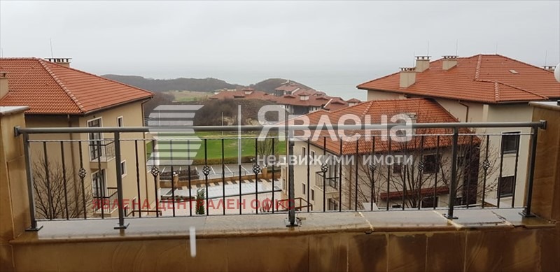 Продава 3-СТАЕН, с. Божурец, област Добрич