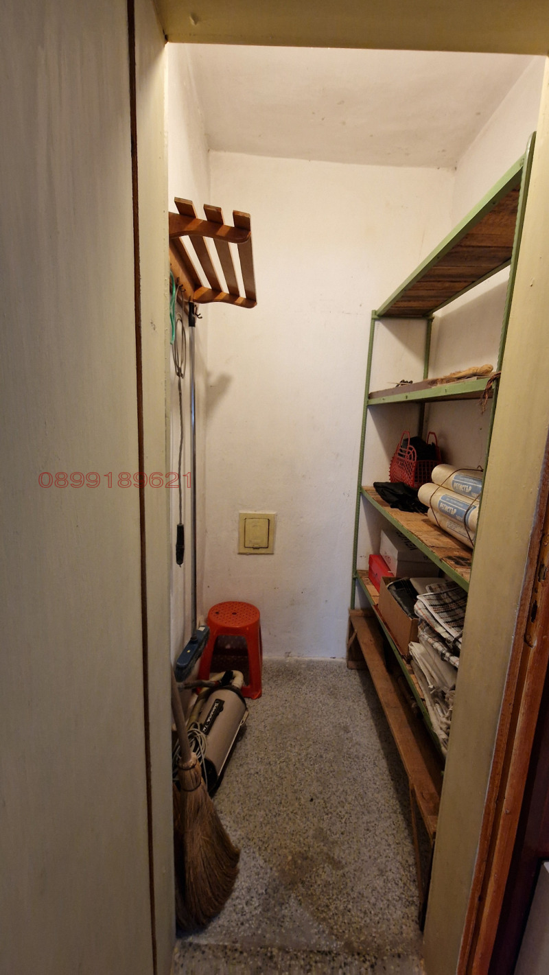 Продава МНОГОСТАЕН, гр. Търговище, Боровец, снимка 10 - Апартаменти - 52780015