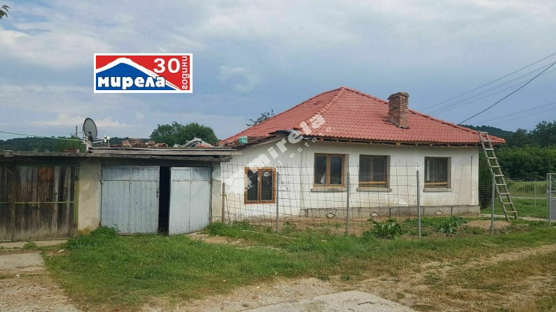 Продава  Къща област Велико Търново , гр. Елена , 157 кв.м | 68141318