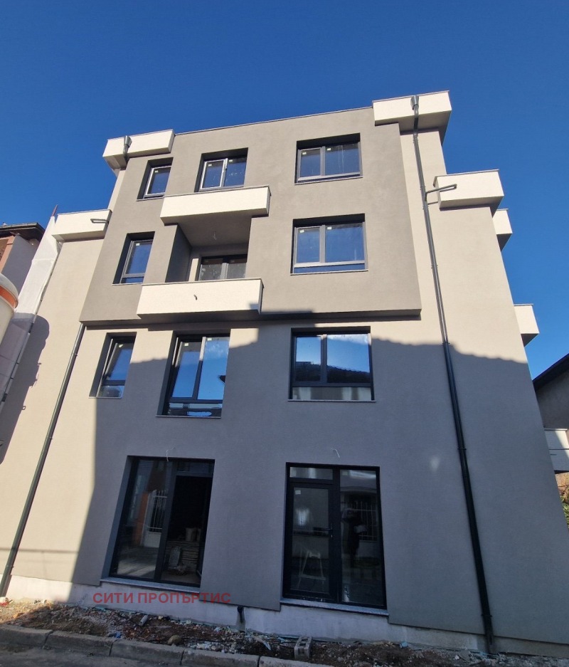 Продава 3-СТАЕН в град Благоевград, Широк център - 113 кв.м / 145 600 € » 284 768.85 лв., СИТИ ПРОПЪРТИС