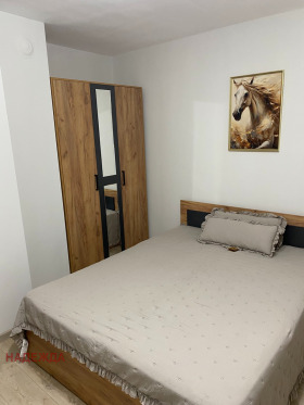 1 chambre Chirok tsentar, Pleven 14