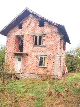 Maison Yardjilovtsi, région Pernik 1