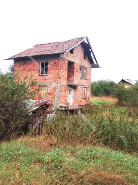 Maison Yardjilovtsi, région Pernik 3