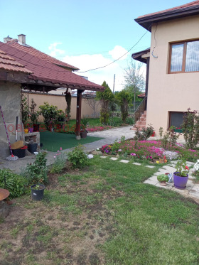 Casa Bagrenci, região Kyustendil 6