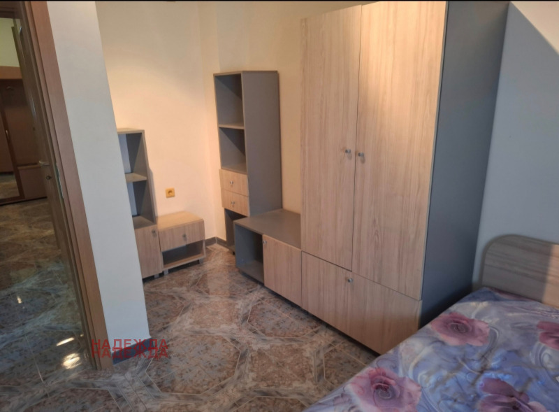 Na prodej  1 ložnice Pleven , Mara Denčeva , 80 m2 | 69256023 - obraz [11]