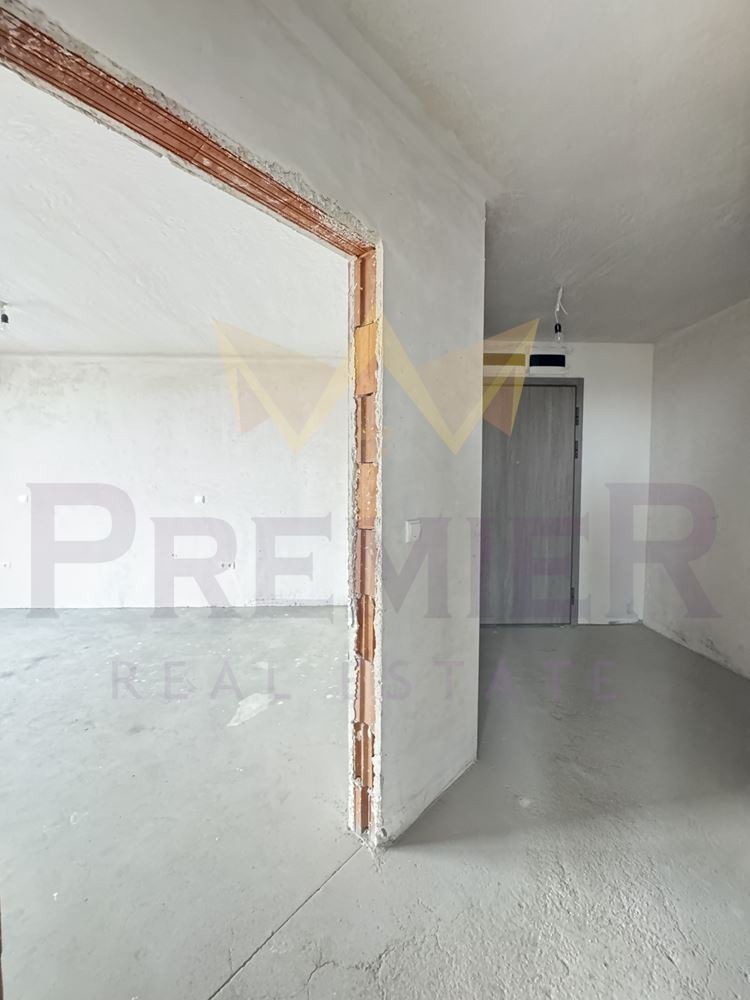 Продава 2-СТАЕН, гр. София, Полигона, снимка 2 - Апартаменти - 52705223