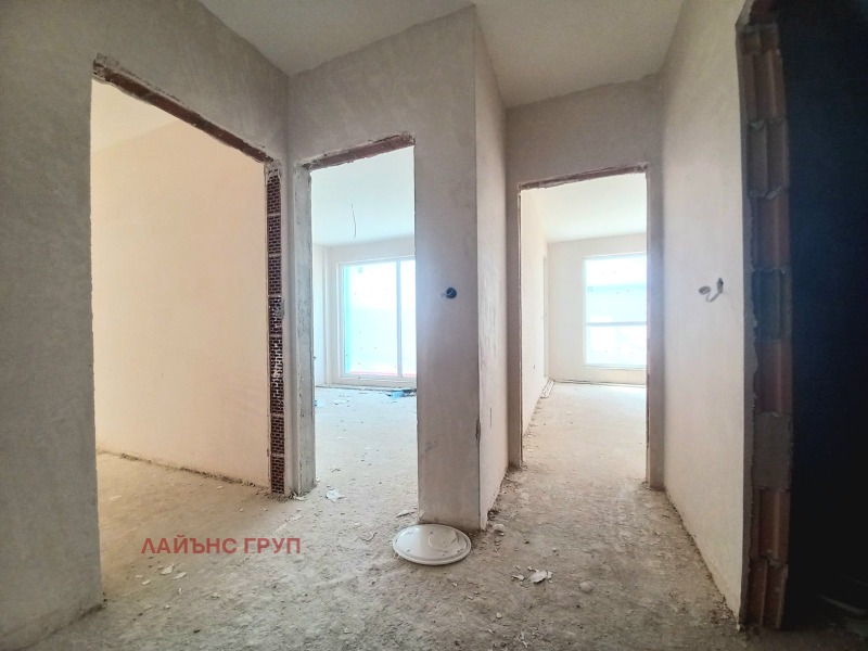 À venda  2 quartos Varna , Vinica , 101 m² | 98056734