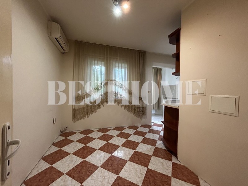 Til salgs  2 soverom Varna , Bazar Levski , 80 kvm | 33772182