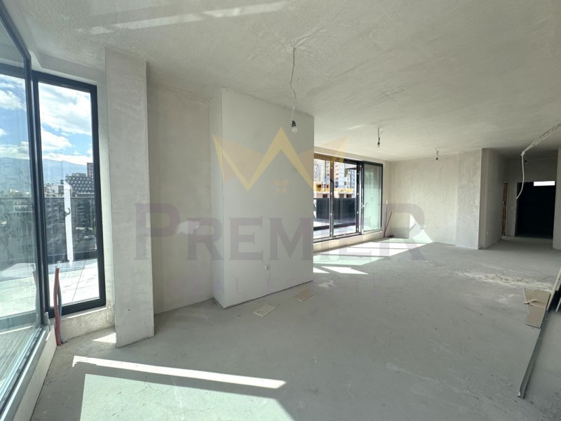 Eladó  2 hálószobás Sofia , Poligona , 242 négyzetméter | 89489806 - kép [2]