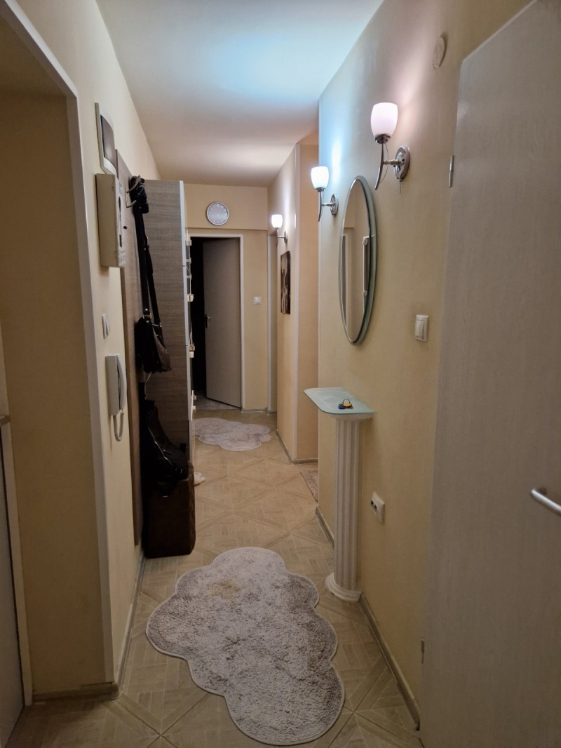 Продава 3-СТАЕН, гр. Бургас, Възраждане, снимка 4 - Апартаменти - 53070853