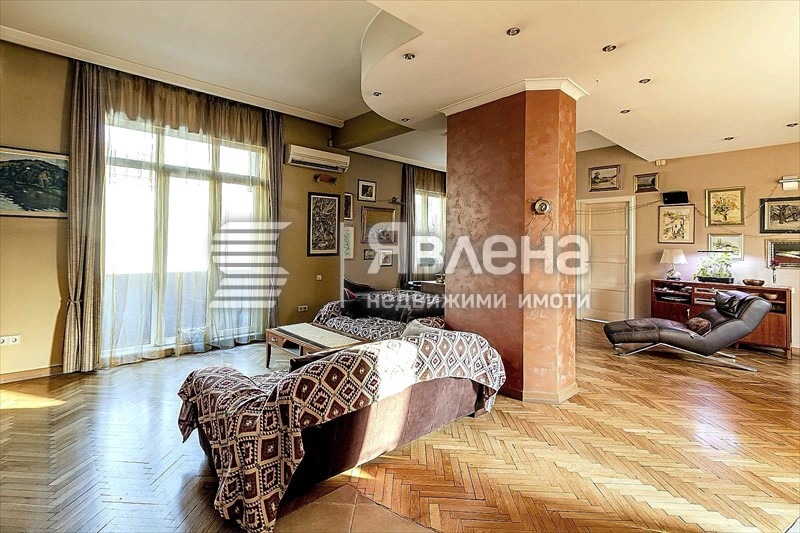 Продава 3-СТАЕН, гр. София, Център, снимка 6 - Апартаменти - 54359324