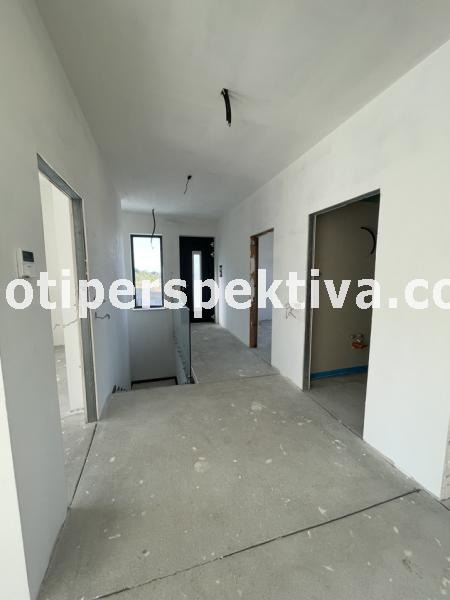 Продава КЪЩА, с. Белащица, област Пловдив, снимка 5 - Къщи - 42592373