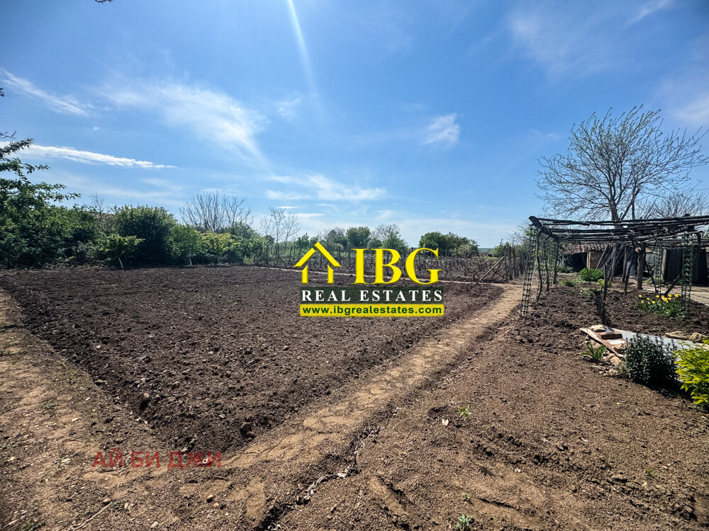 Продава КЪЩА, с. Дуранкулак, област Добрич, снимка 13 - Къщи - 56378527