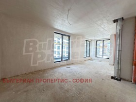 Продава  3-стаен, град София