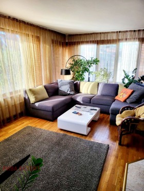 For Sale 3+ bedroom